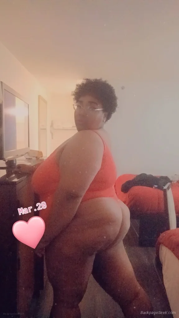 Newbie SSBBW Miss Honey in Milwaukee – Women Seeking Men photo 6