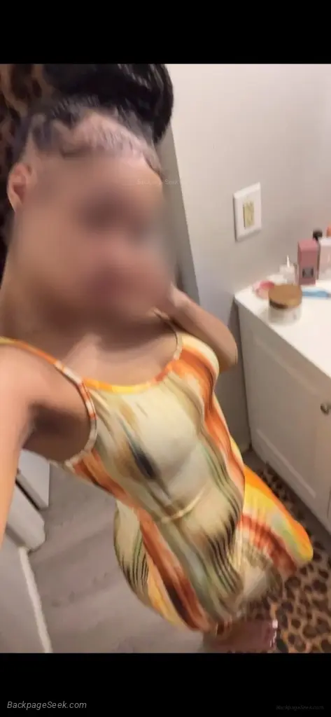well hey there in Milwaukee – Women Seeking Men photo 2