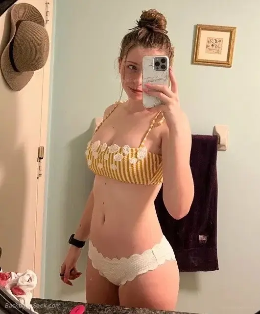 Young Hot Sexy Queen Ready to Play Incall Outcall Car Fun Pa... in Milwaukee – Women Seeking Men photo 3