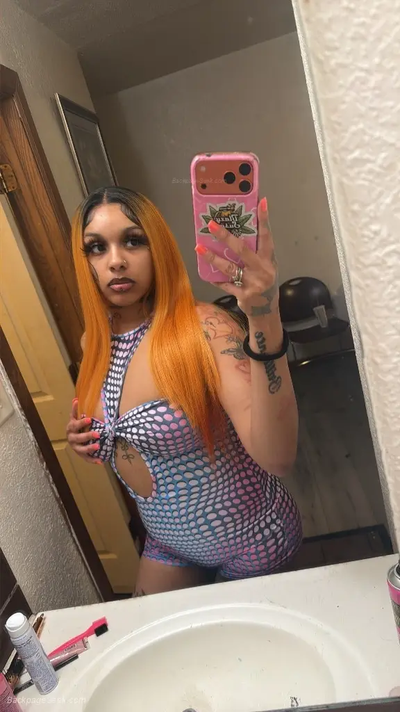 100 SPECIALS fun sized freak deep throating makes me squirt... in Milwaukee – Women Seeking Men photo 3