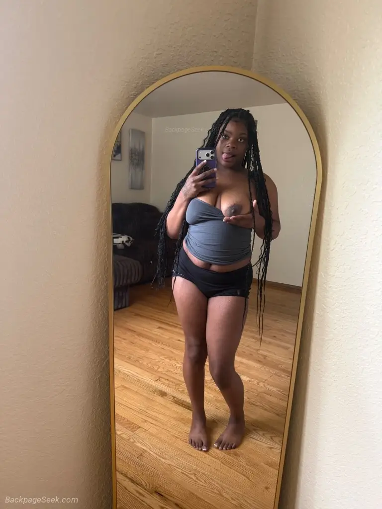 head doctor with creamy wet pussy in Milwaukee – Women Seeking Men photo 3