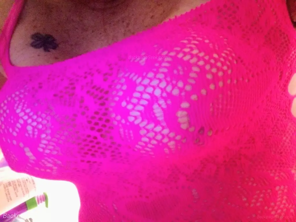 ENJOY A MASSAGE - YOU DESERVE IT - Experienced Female Masseuse - St Paul