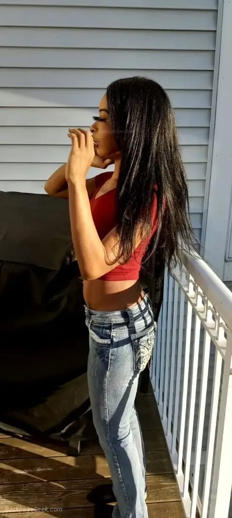 CAR BJ 100 Im interestef in 5 0 THE OLDER THE BETTER in Minneapolis – Women Seeking Men photo 3