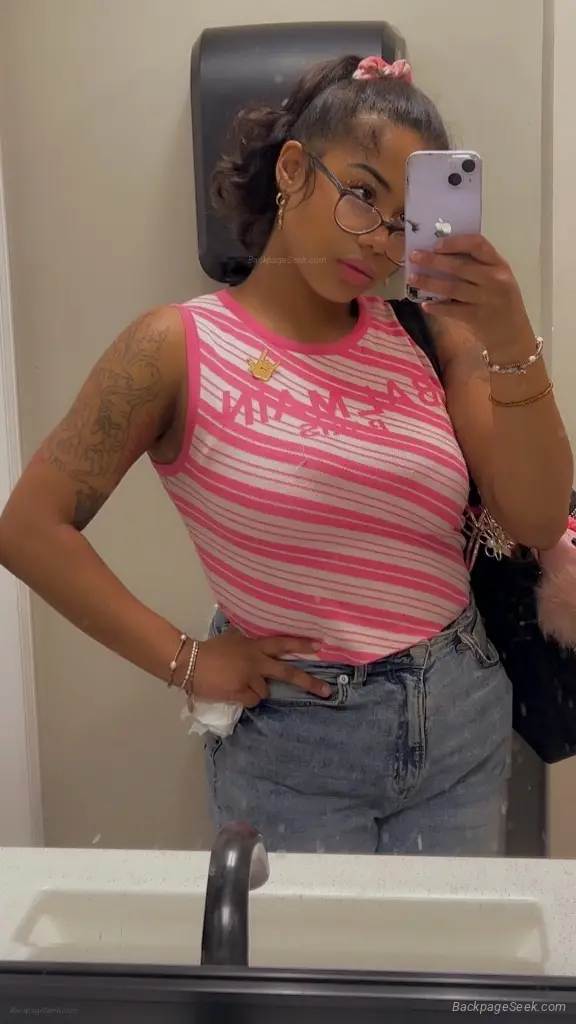 Pretty Petite Thick lets have FUN in Minneapolis – Women Seeking Men photo 2