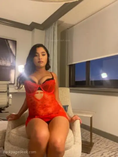 Available starting at 3pm come blow some steam off with me Let's chat!
