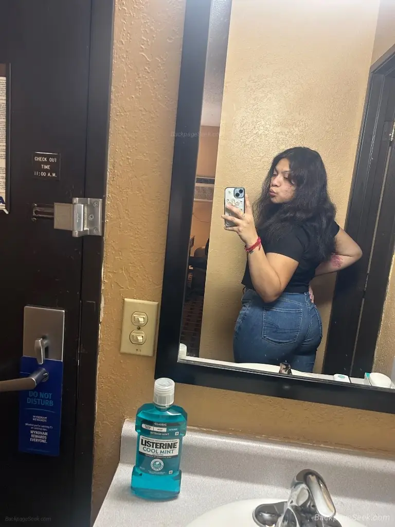 Enjoy a wonderful time with a loving latina playmate in Minneapolis – Women Seeking Men photo 6