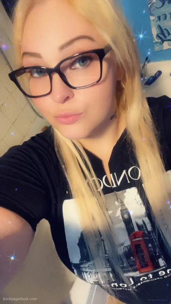 looking for a fun time in Minneapolis – Women Seeking Men photo 2