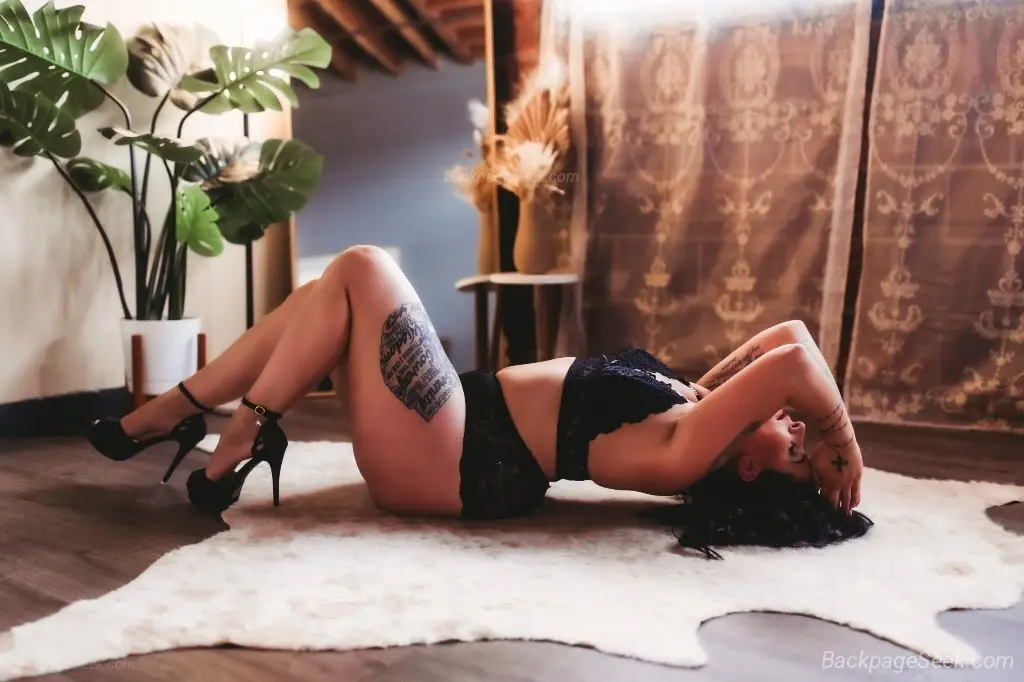 Ms KelliJaee New To The Area Highly Reviewed outcall in Minneapolis – Women Seeking Men photo 4