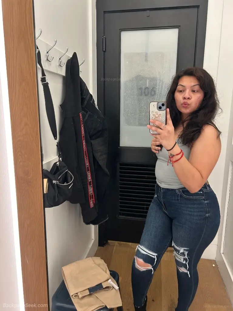 Enjoy a wonderful time with a loving latina playmate in Minneapolis – Women Seeking Men photo 4