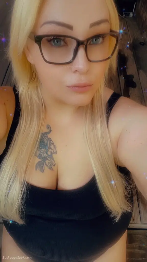 i swallow and love cum on my face