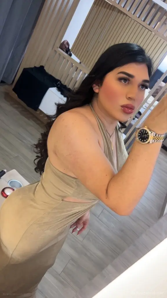 Transsexual New girl in Town
