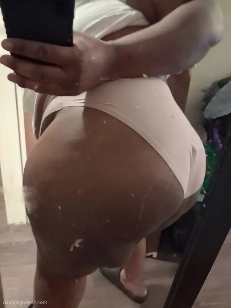 Available Now 2 GIRL AVAILABLE