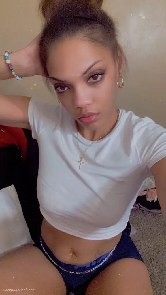 pretty n petite cardate outcall ready now in Minneapolis – Women Seeking Men photo 6