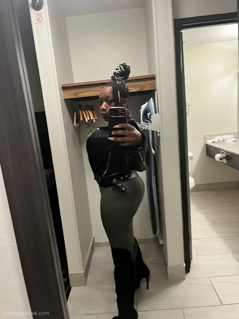 EARLY BIRD SPECIALS TILL 8 IM THE THROAT CUM SEE WHAT ITS LI... in Minneapolis – Women Seeking Men photo 5