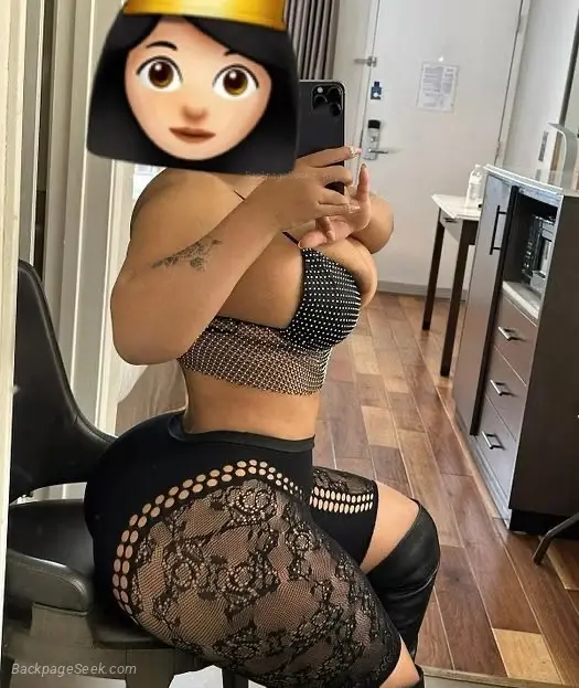 Latina Newcomer Curvy, Spicy & Very Naughty
