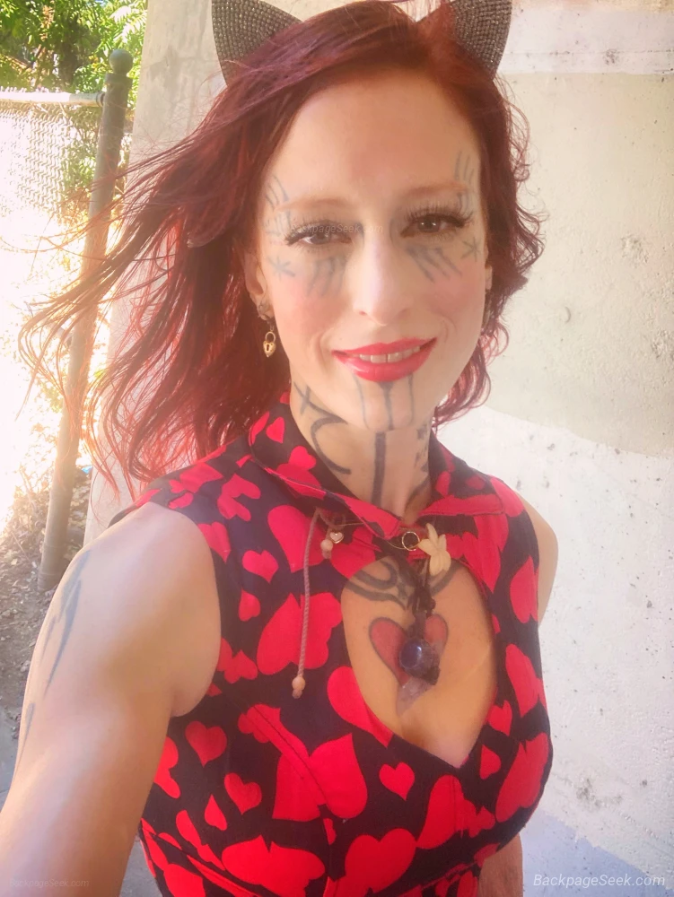 Classy redhead sweetheart a sizzling red- hot fantasy in Minneapolis – Women Seeking Men photo 2