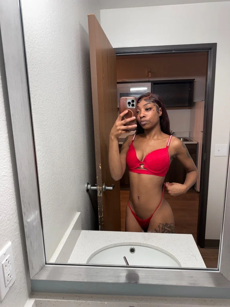 TEXAS BBY HERE leave in a few hours daddy book me nasty n in Mobile - Women Seeking Men