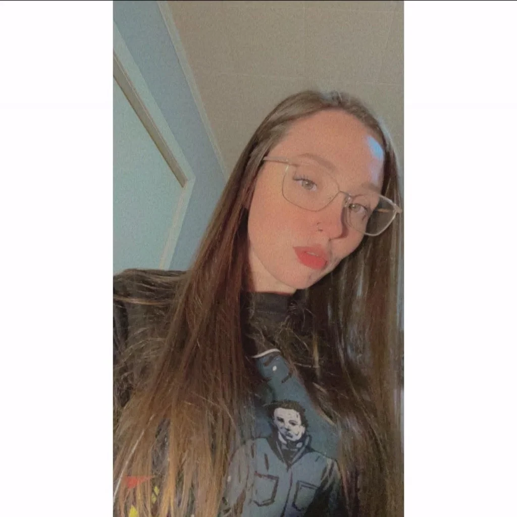Beautiful young girl available for meetup i do incall Outcalls