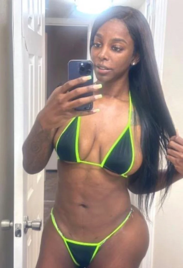 Stretch Me Out @tskarina504 on twitter in Mobile - Women Seeking Men