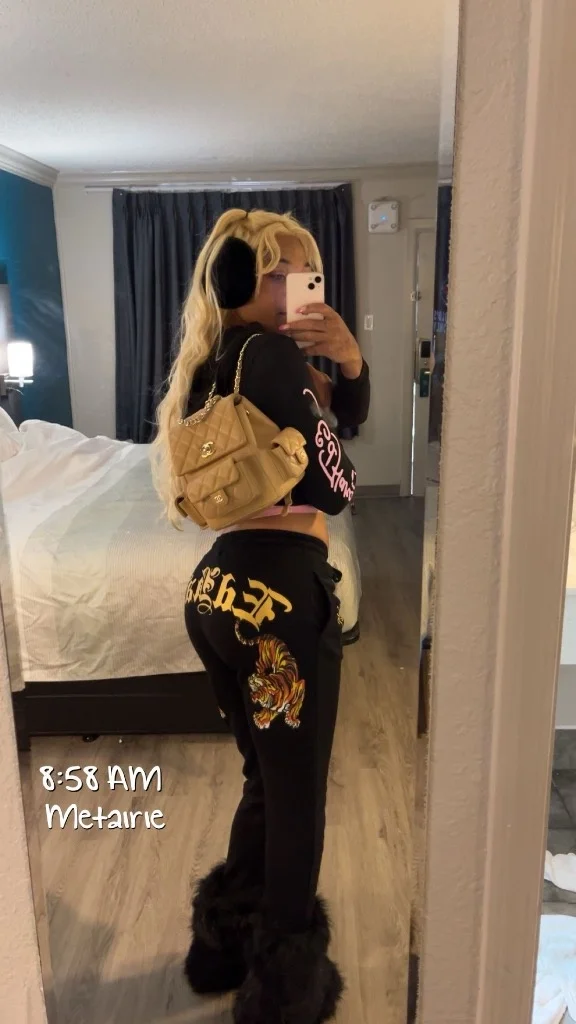 Ts Arianna Top in Mobile - Women Seeking Men