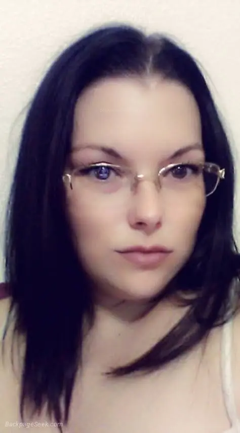 Looking for my partner in crime 30 sarcasm 70 spontaneous ro... in Mobile – Women Seeking Men photo 4