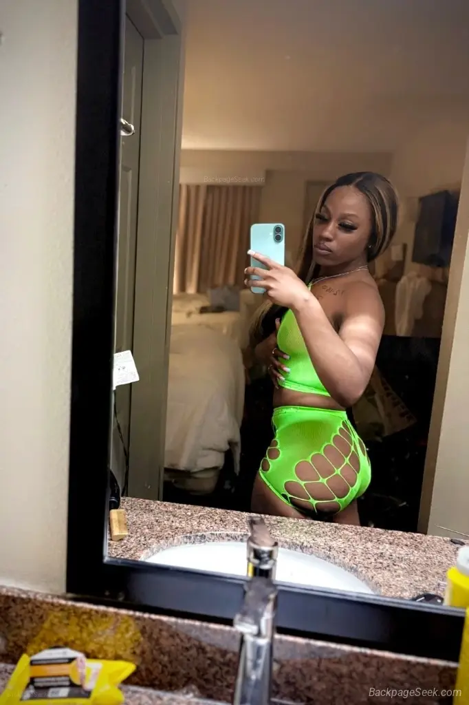 CREAMY SQUIRTER BACK IN TOWN HHR160-INCALL in Mobile – Women Seeking Men photo 4