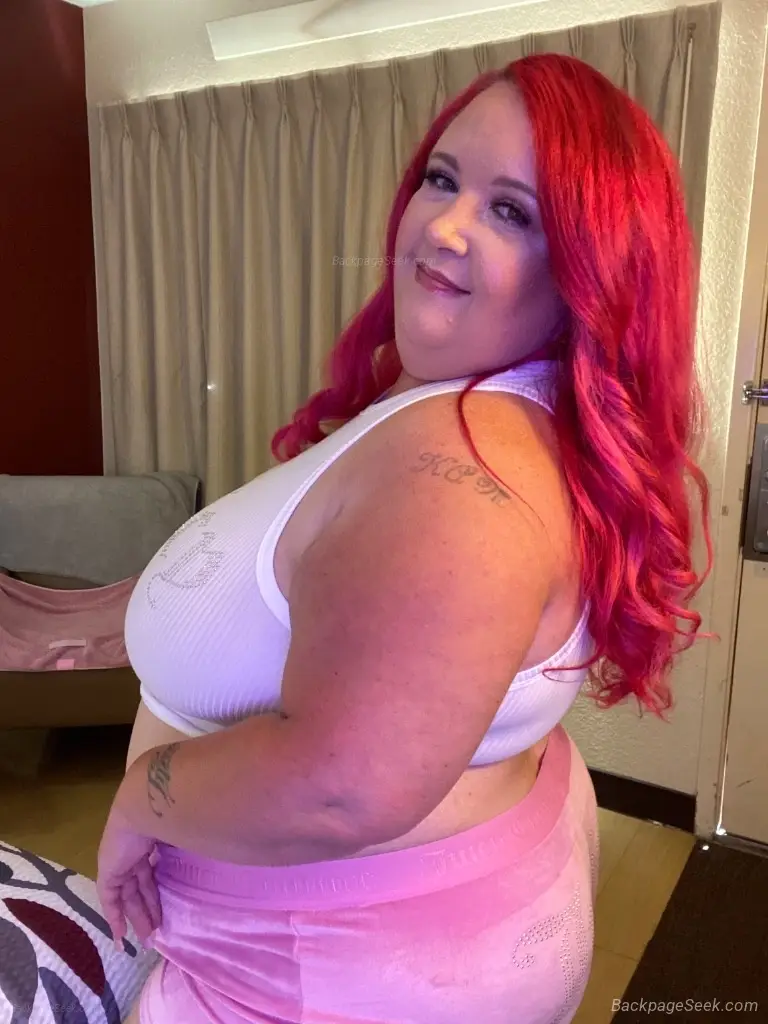 Busty Bbw waiting for you