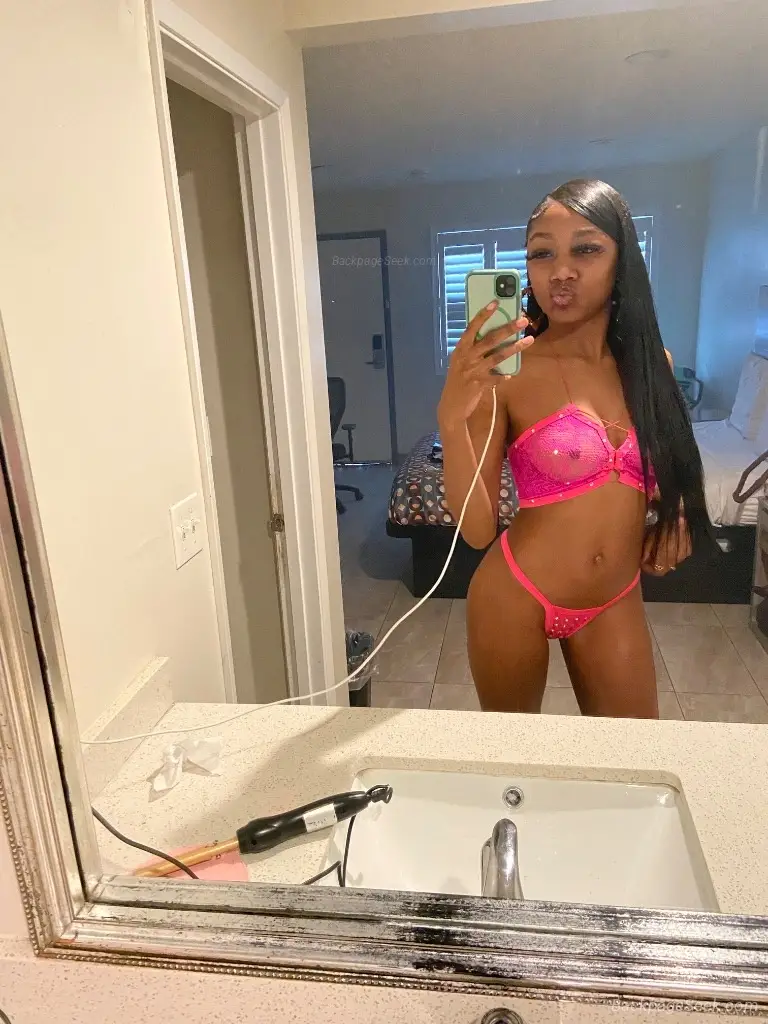 NEW PETITE EBONY OUTCALLSCARPLAY in Modesto – Women Seeking Men photo 2