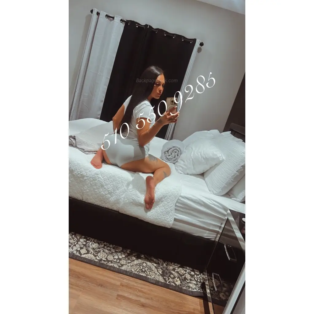 NEW TO THE AREA EROTIC PLAYMATE LATINAASIAN in Modesto – Women Seeking Men photo 4