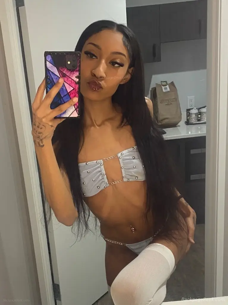 Slim Lightskin PRETTYPeTiTE AvaiLaBLe ALL Night comePLAY wit... in Modesto – Women Seeking Men photo 4