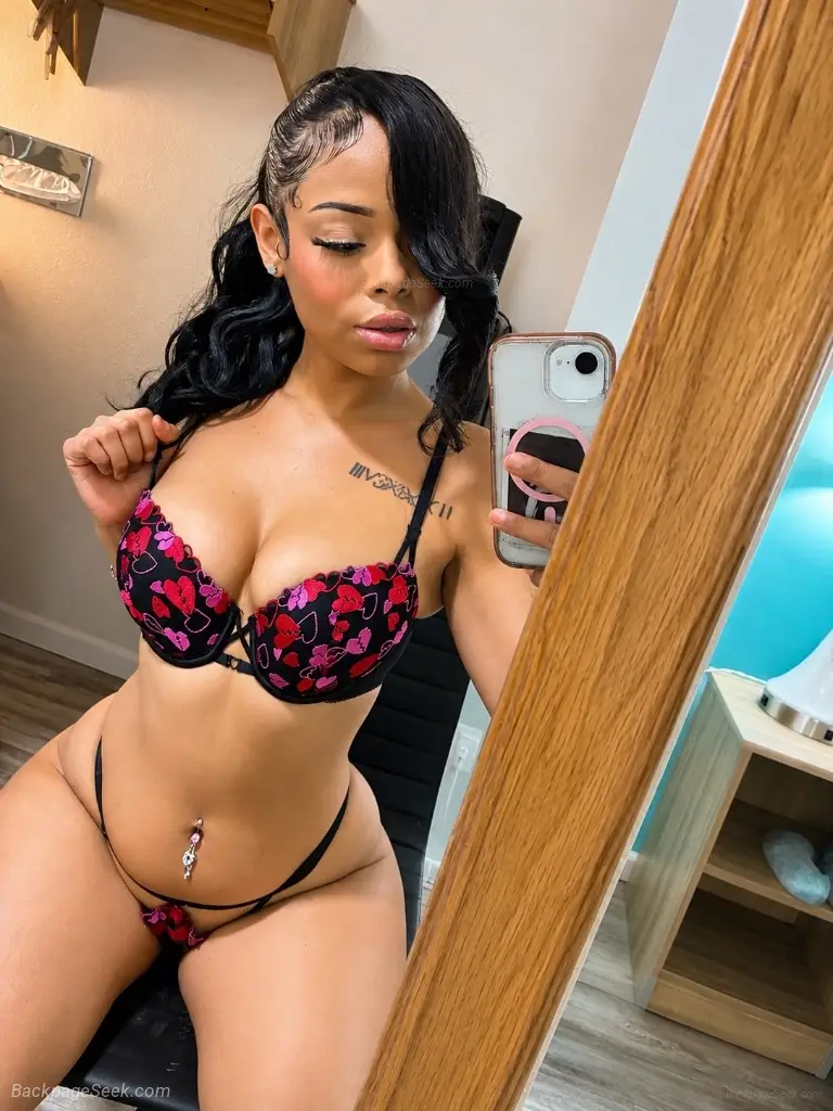 XXXRATED HORNY AND READY TO PLAY FREAK PANAMANIAN NICARAGUAN