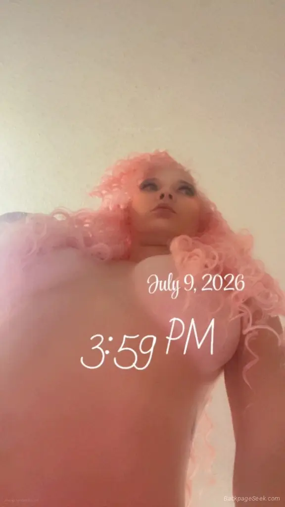 Sexy Pink Cutie