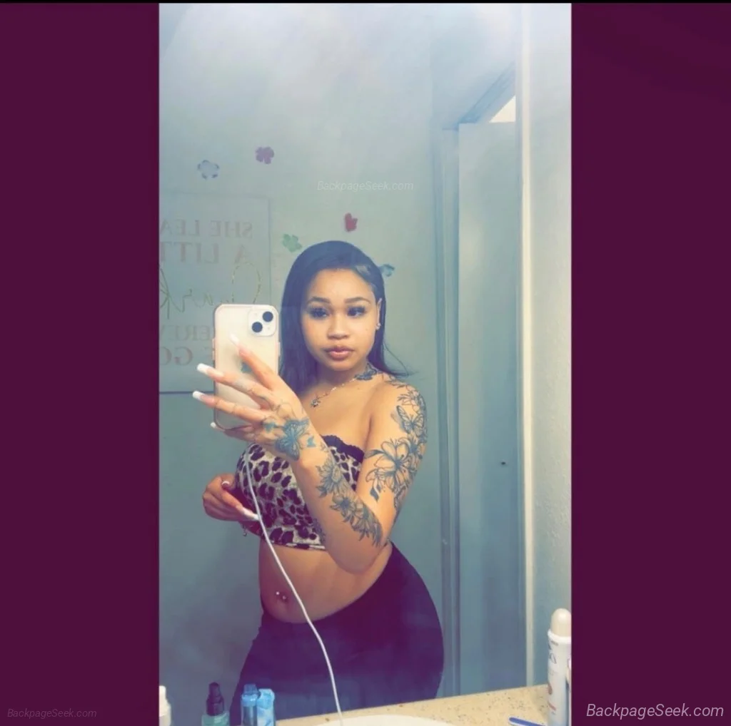 I'M A CUTE GIRL PASSING THROUGH YOUR CITY I'M VERY FUN AND HORNY