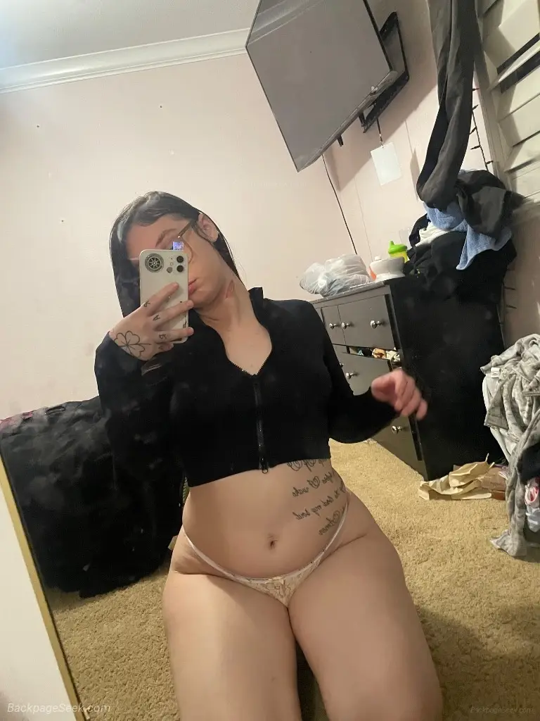 sweet sexy snow bunny in Nashville – Women Seeking Men photo 3