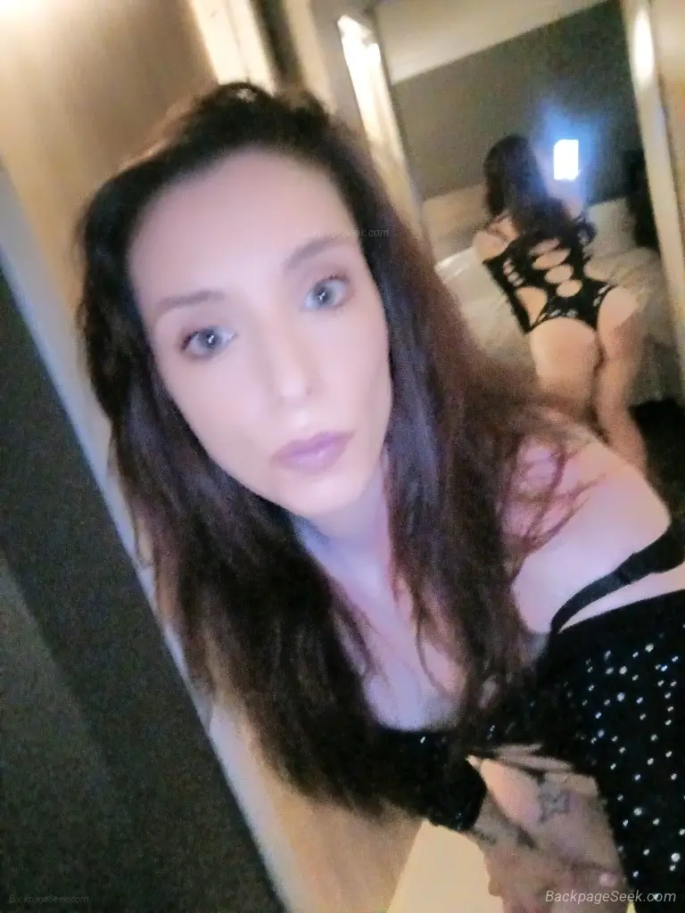 No deposit needed for playtime with this Kitten!l!l
