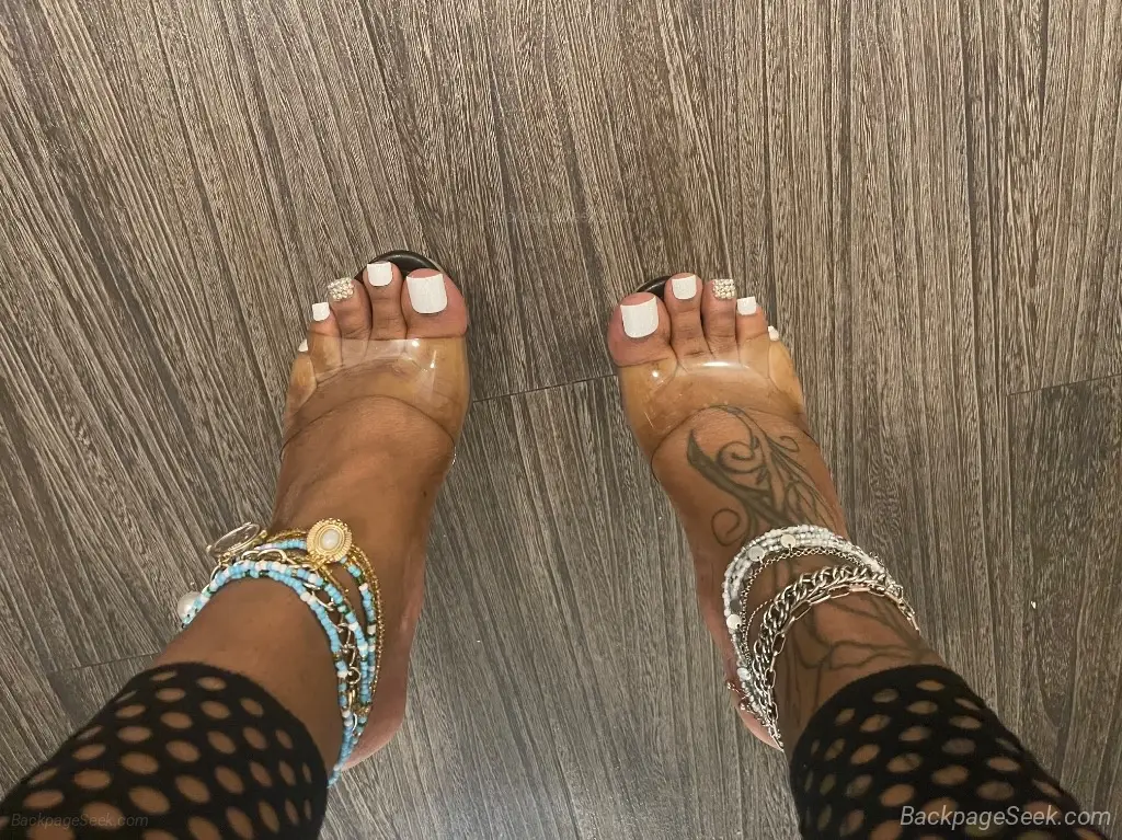 Spend time with the Goddess in Nashville – Women Seeking Men photo 5