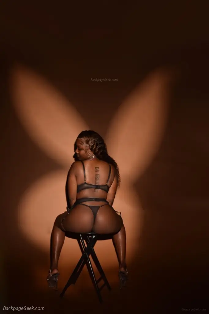 AVAILABLE 24/7 Sexy curvy chocolate baby CALL or TEXT ME NOW