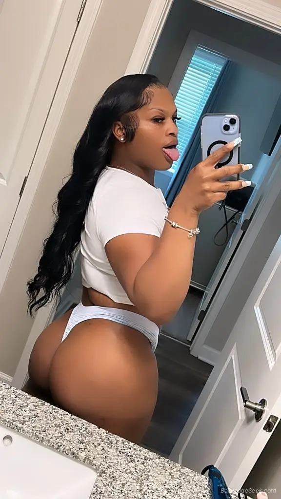 Pretty Brown Thing in Nashville – Women Seeking Men photo 2
