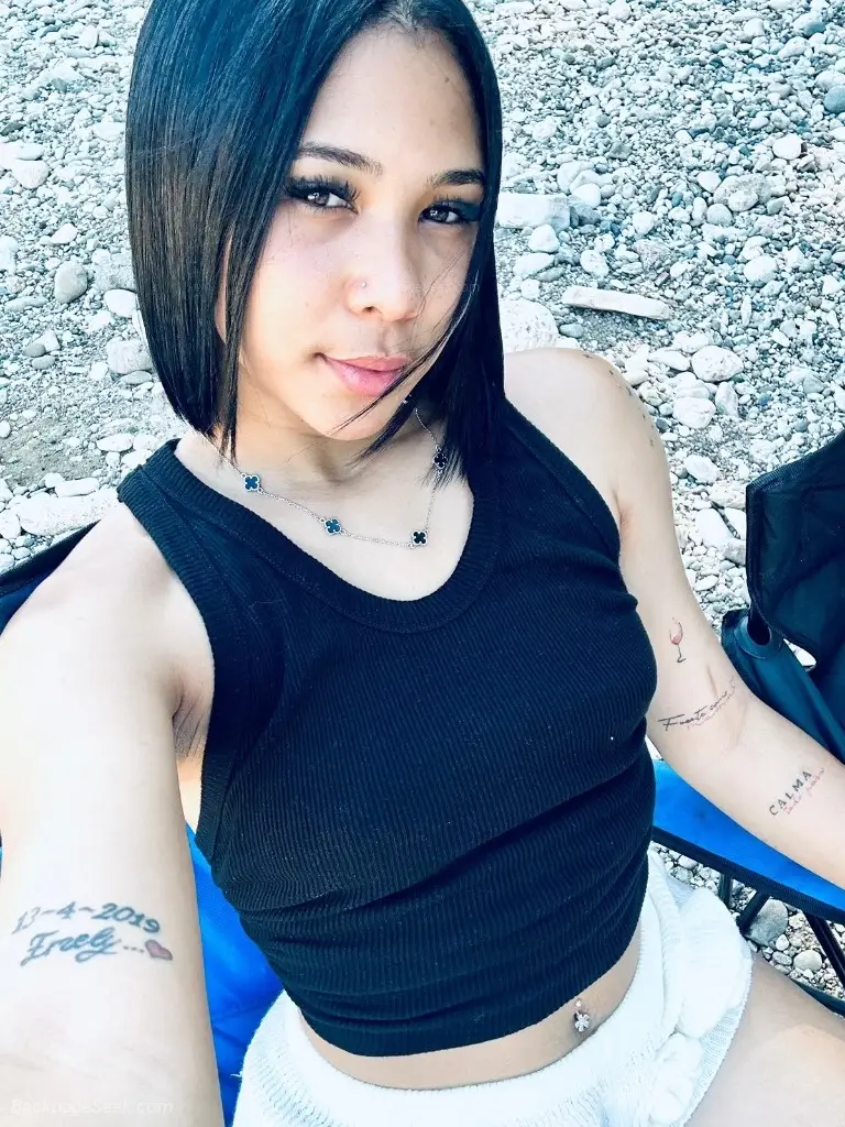 Sexy young Latina ready to fulfill your fantasy, love