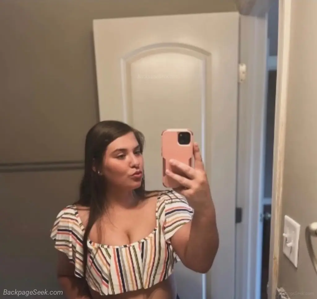 sexy blonde latina