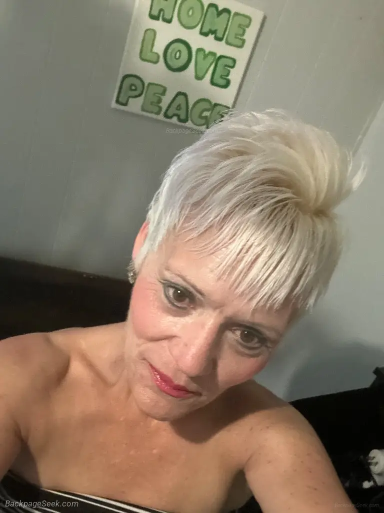 Sexiest M I L F in town in Nashville – Women Seeking Men photo 2