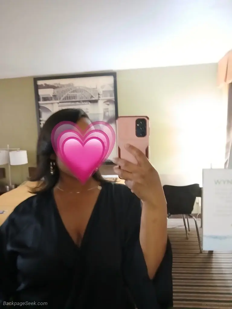 welcome to my world in Nashville – Women Seeking Men photo 5