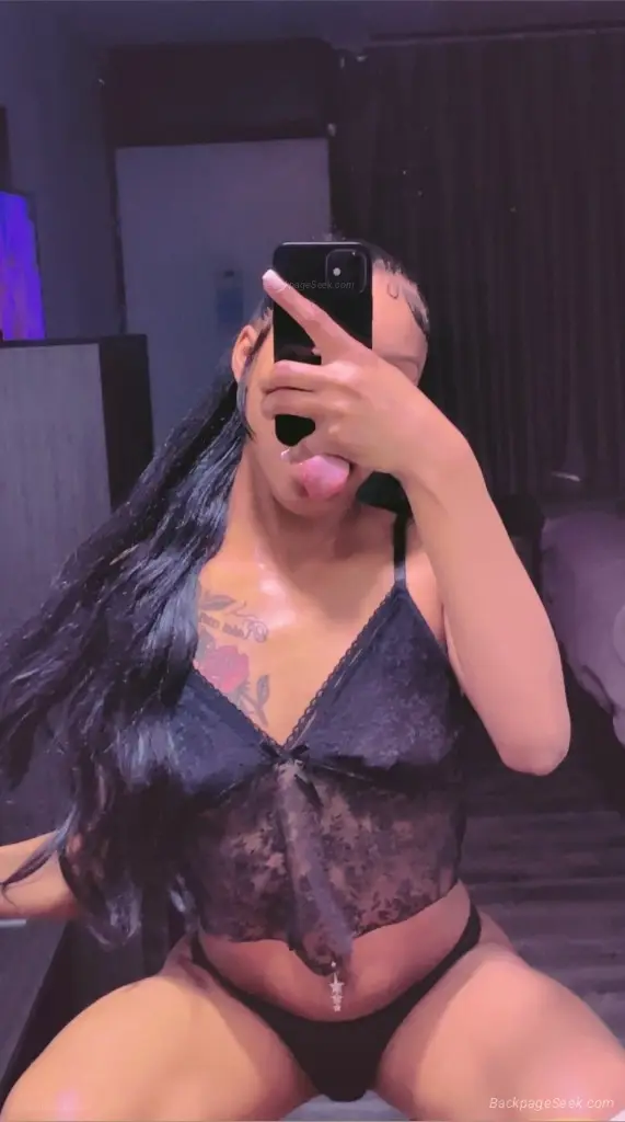 wats good Nashville! ur fav slim, sexy, submissive slut here for a good