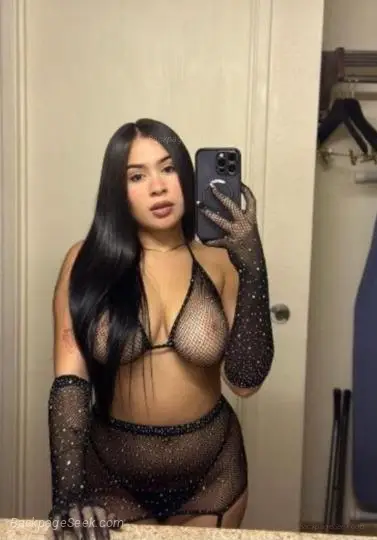 fernanda in Nashville – Women Seeking Men photo 2