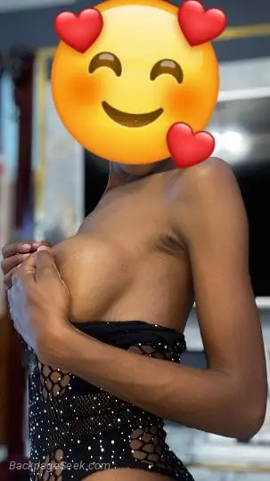 Hi, I'm a hot girl. Come spend a moment of pass ion with me