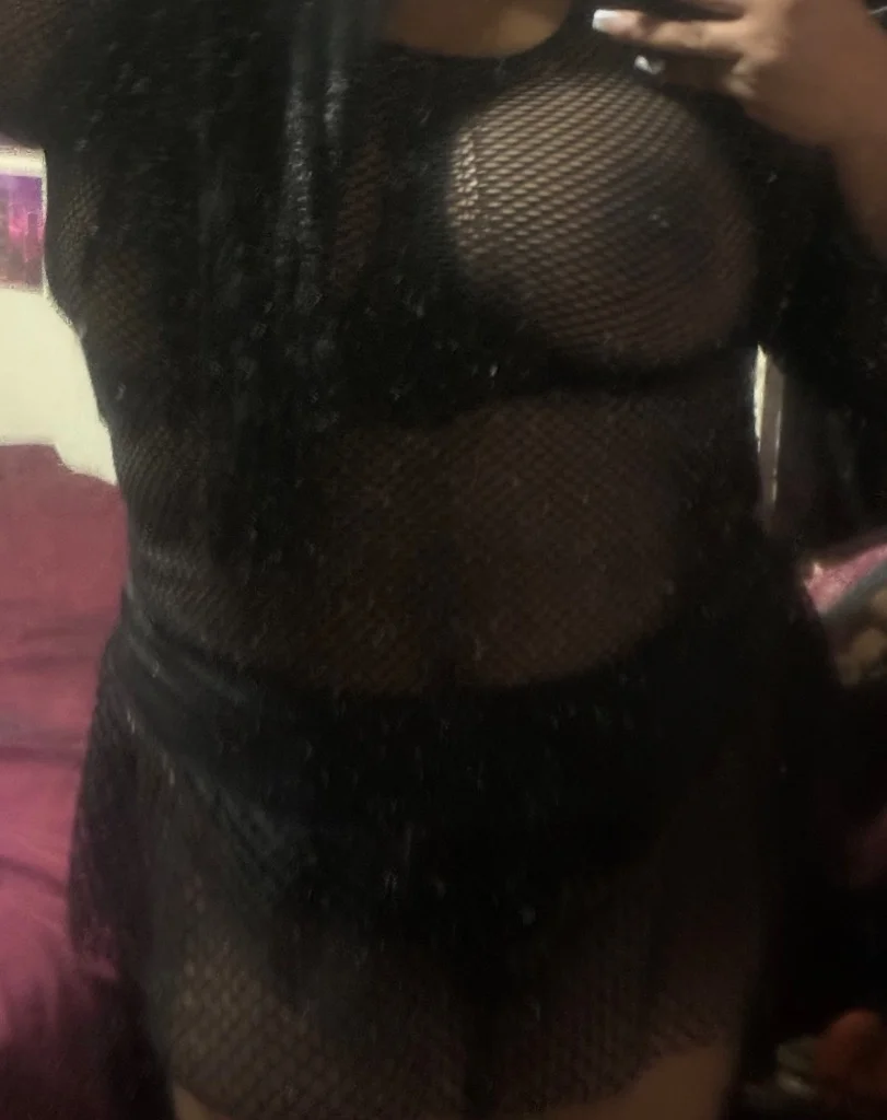 CUM SLIDE IN THIS WET TIGHT and FINISH YOUR WEEKND WITH A BB... in New Orleans – Women Seeking Men photo 4