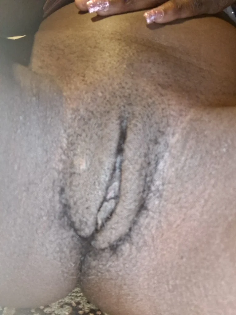 Come getsome of this sweet tight p****