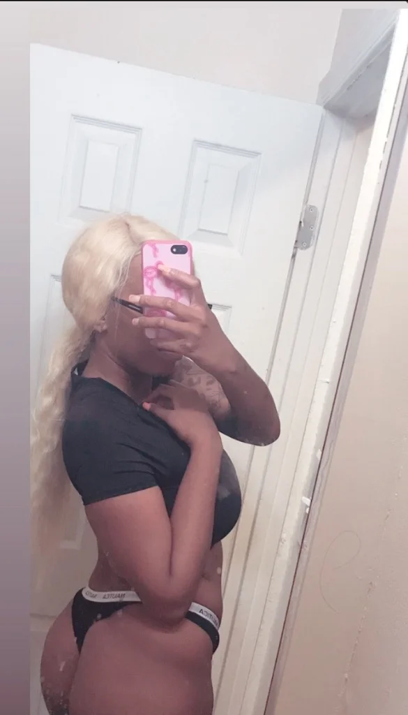 80 special 2 nuts Deposit required follow my snapchat lulufo... in New Orleans – Women Seeking Men photo 3
