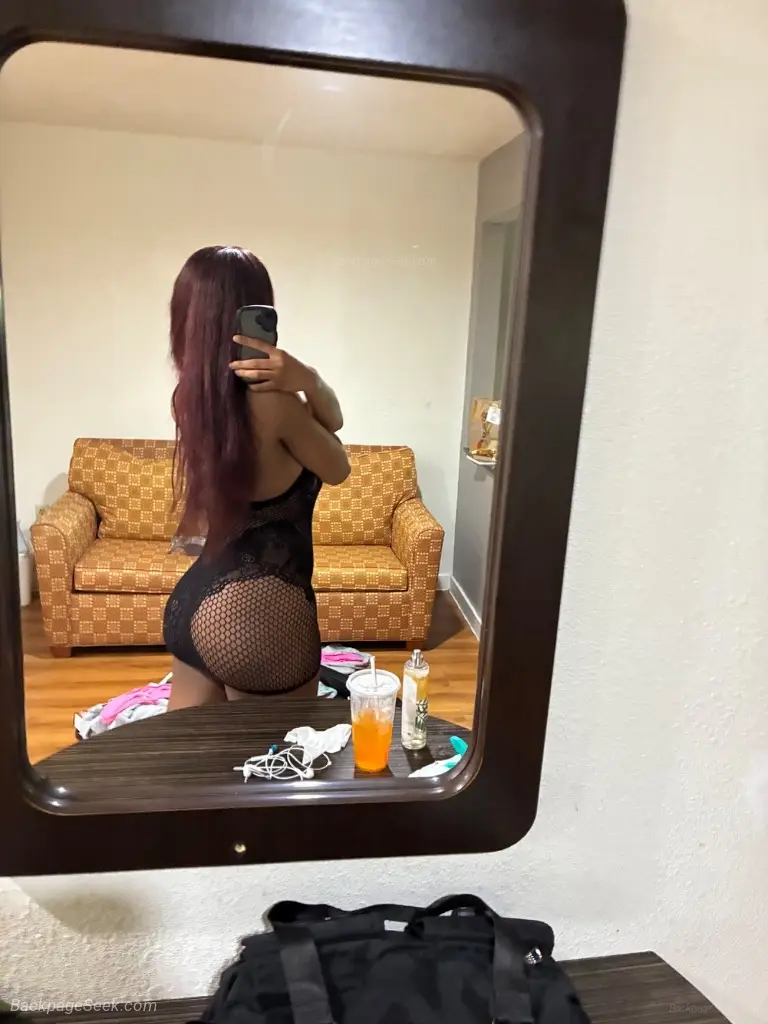 Im BACKKK your favorite sexcc tall slim brownskin LETS PLAYY... in New Orleans – Women Seeking Men photo 4