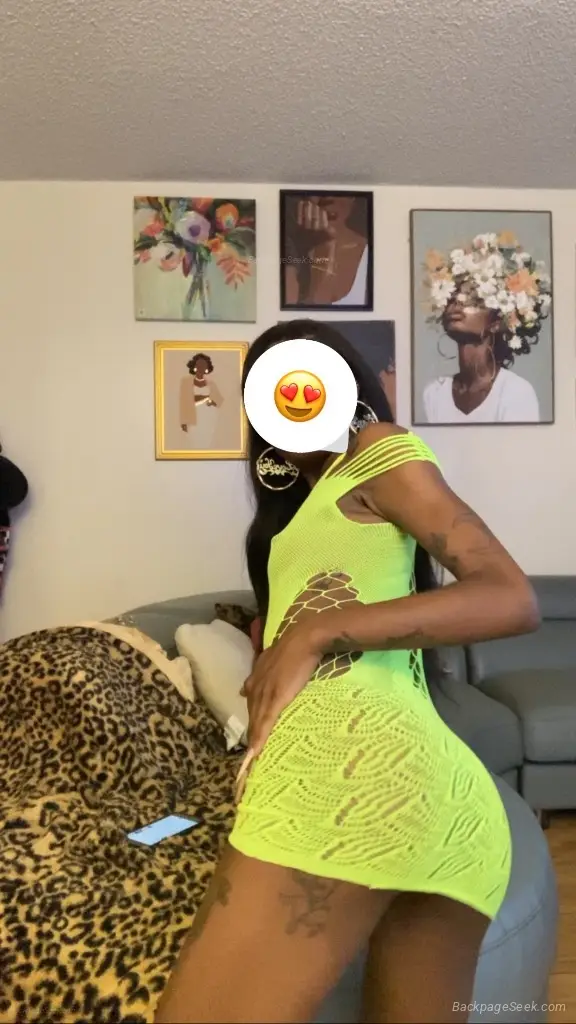 small petite love all meat in New York – Women Seeking Men photo 2
